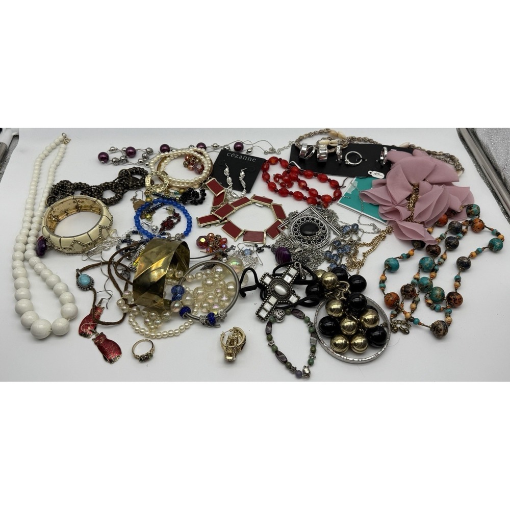Junk Drawer Costume Jewelry Lot Estate Wearable Repair Craft 2 Pounds 1.6 Oz